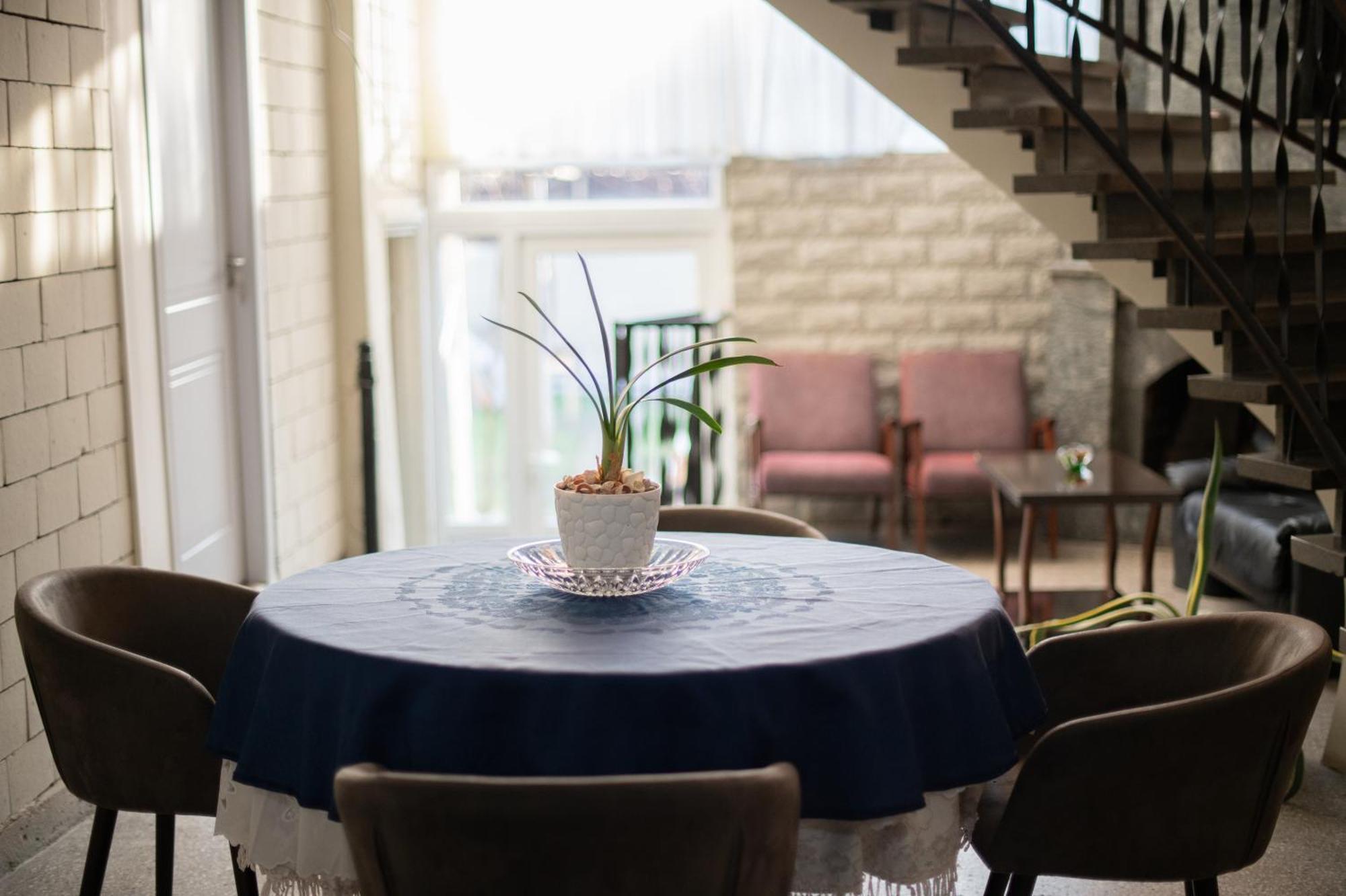 גורי Anna'S Guest House מראה חיצוני תמונה